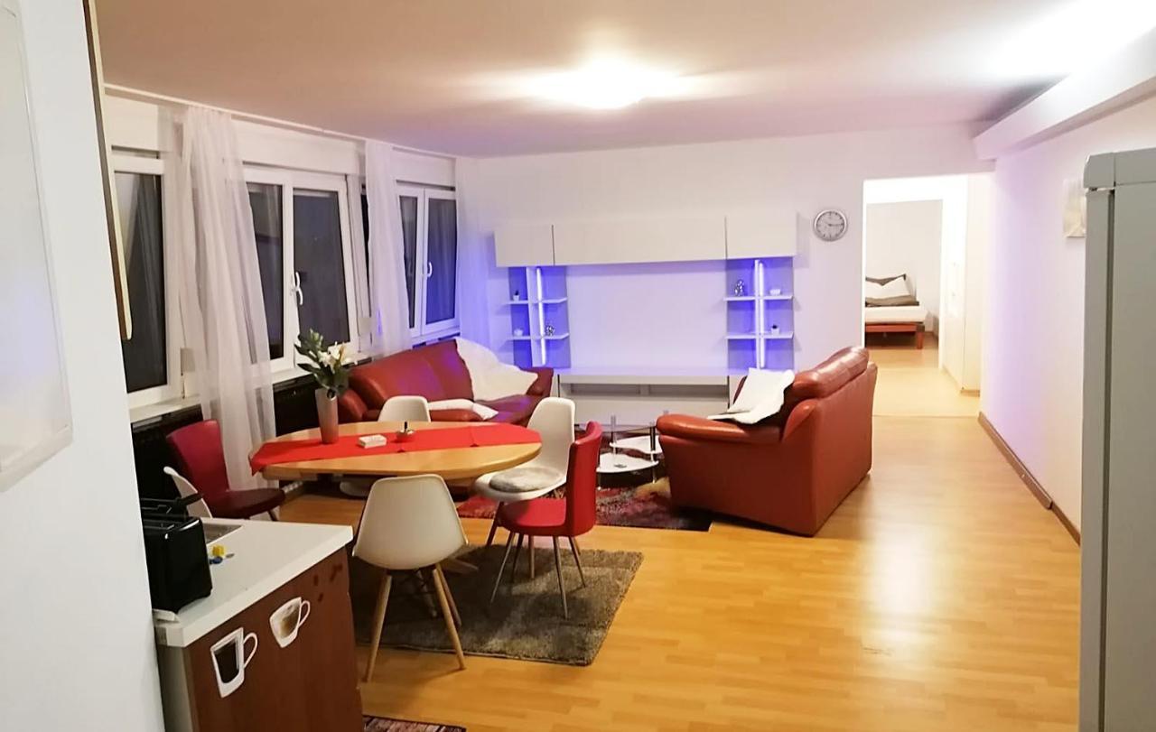 Gemuetliche Apartments In Niederdorfelden Экстерьер фото