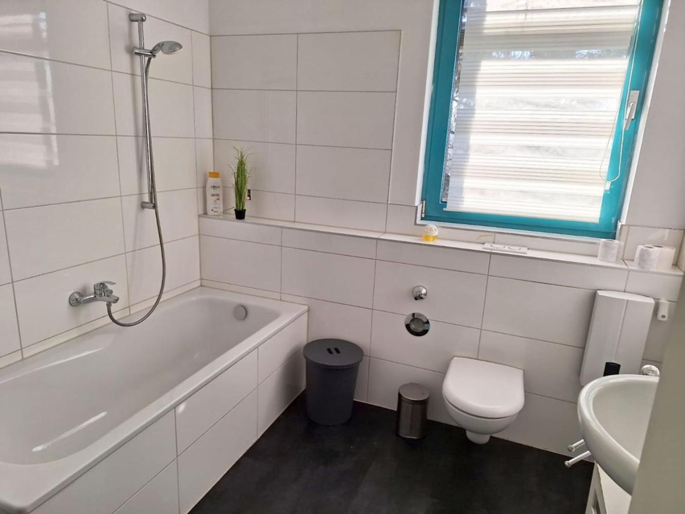 Gemuetliche Apartments In Niederdorfelden Экстерьер фото